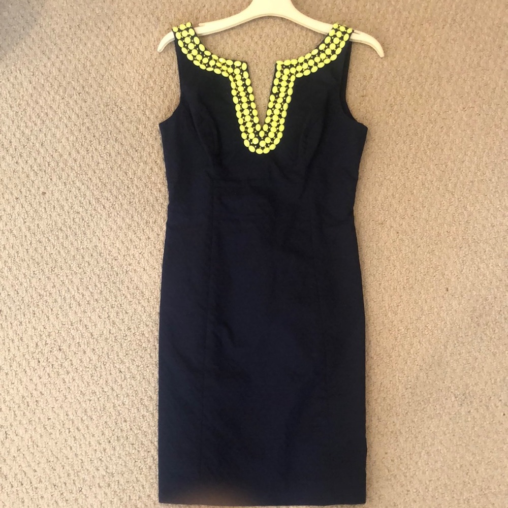 Lilly Pulitzer, size 0, navy dress with neon yellow beads, great condition